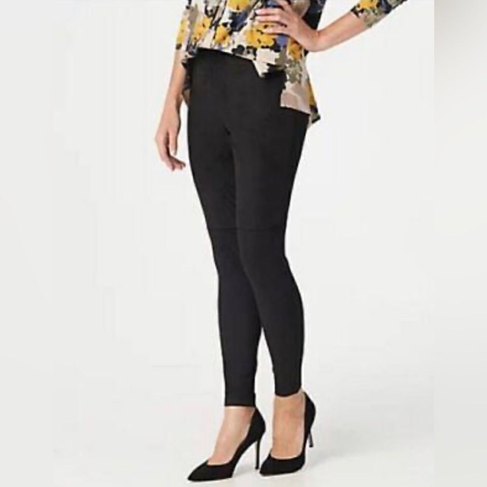 H by Halston Faux Suede Petite 4 Skinny Pants - Black - Poly Blend Great Conditi